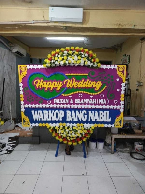 Papan Bunga di Cikampek